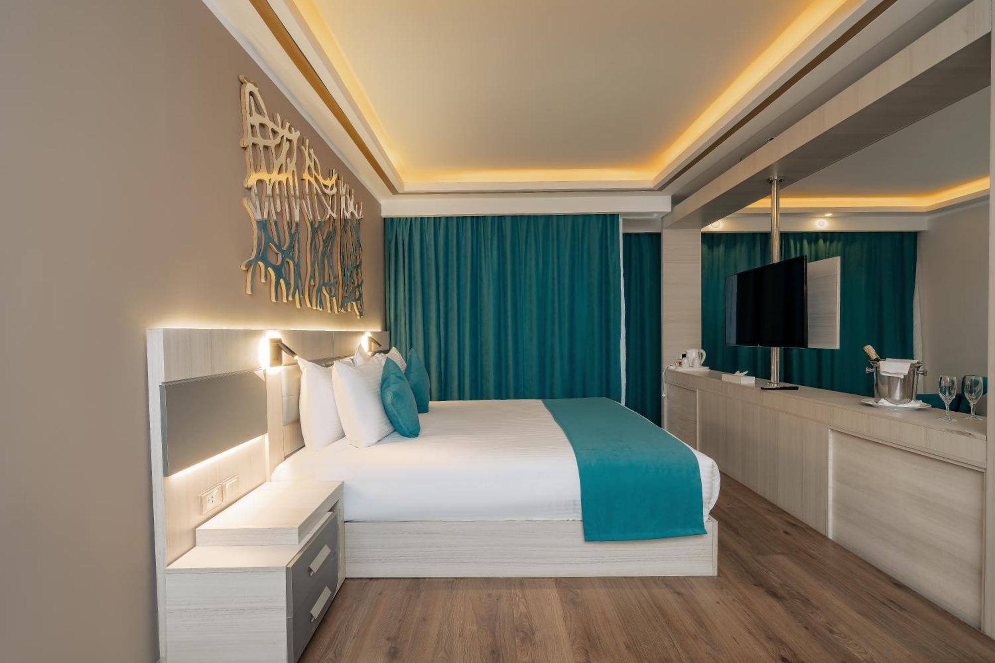 Sirena Beach Resort & Spa Marsa Alam Exterior foto