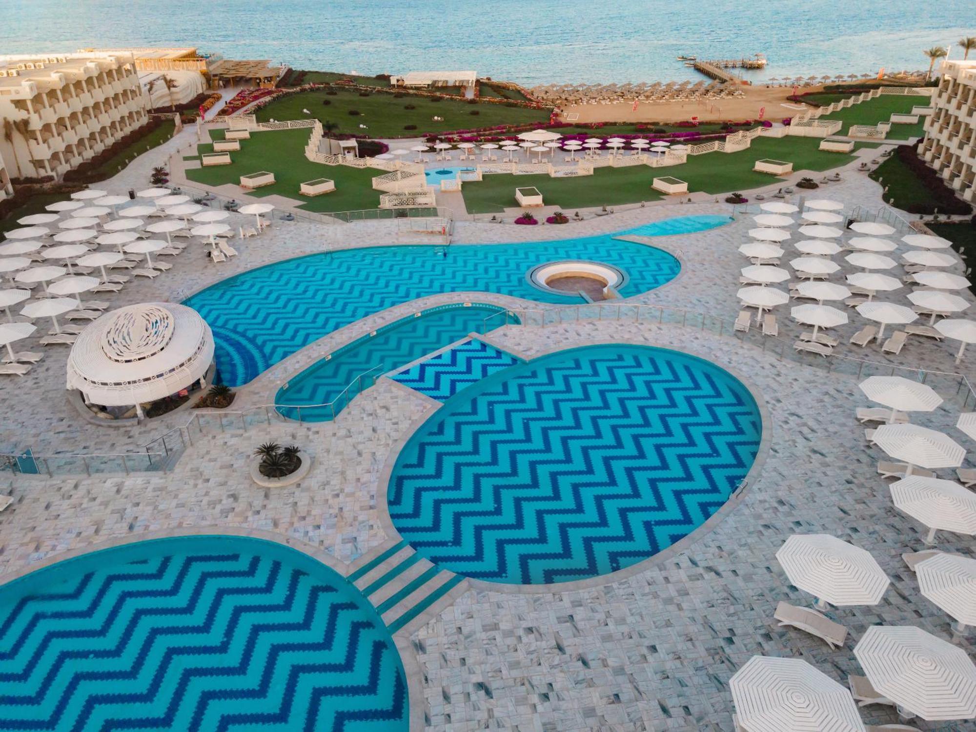 Sirena Beach Resort & Spa Marsa Alam Exterior foto