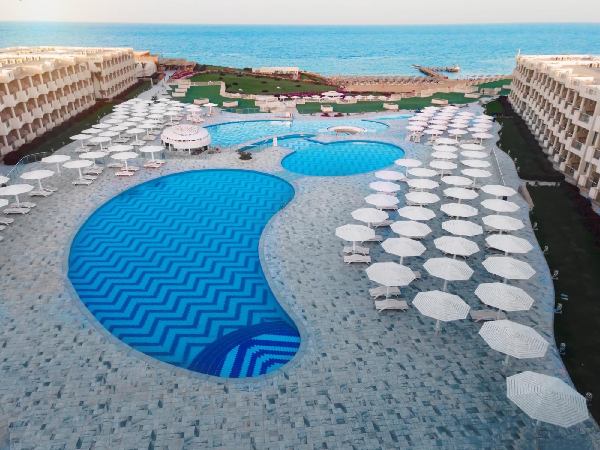 Sirena Beach Resort & Spa Marsa Alam Exterior foto